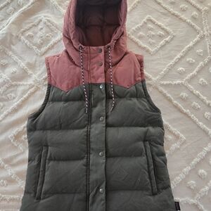 Patagonia Pink and Dark Gray Puffer Vest